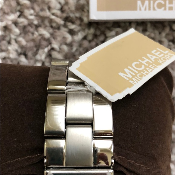 Michael Kors Watch (woman) main image 6
